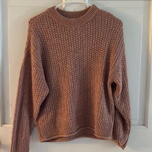Universal Thread Size XS sweater